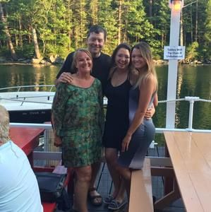 Meet your Posher, Kelly